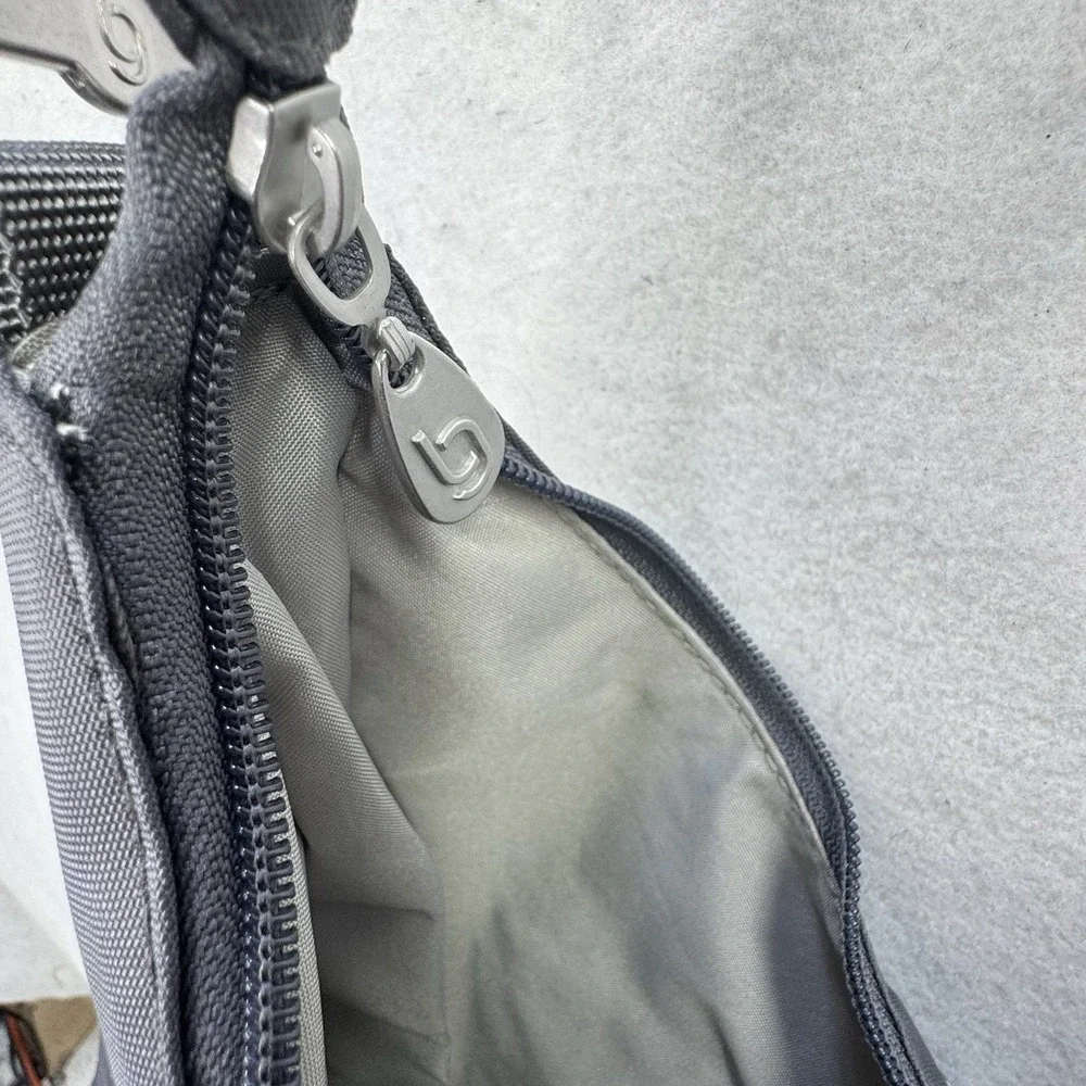 NEW Baggallini Phoenix Hobo Purse RFID Protected Grey Bag Adjustable Zip Pocket‎